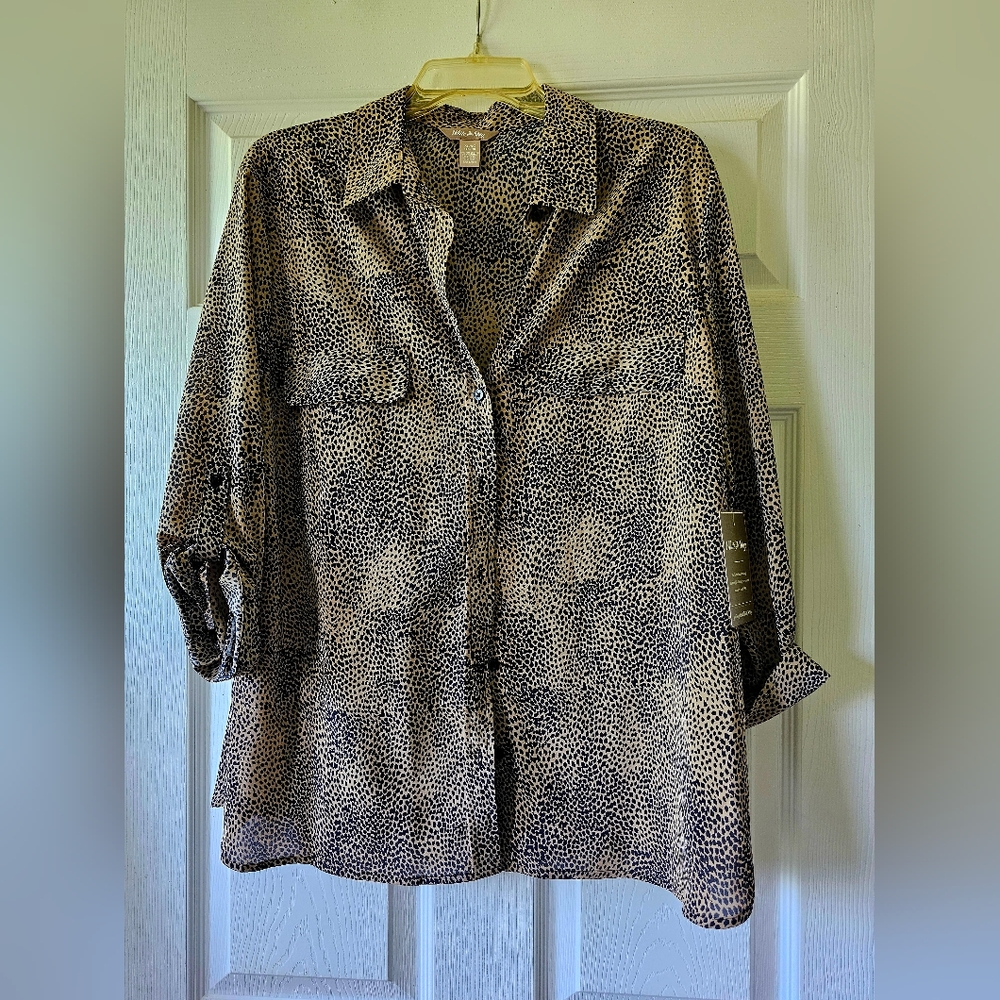 White stag blouse